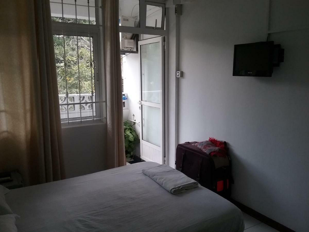 La Plaine Verte Guesthouse Порт Луи Екстериор снимка