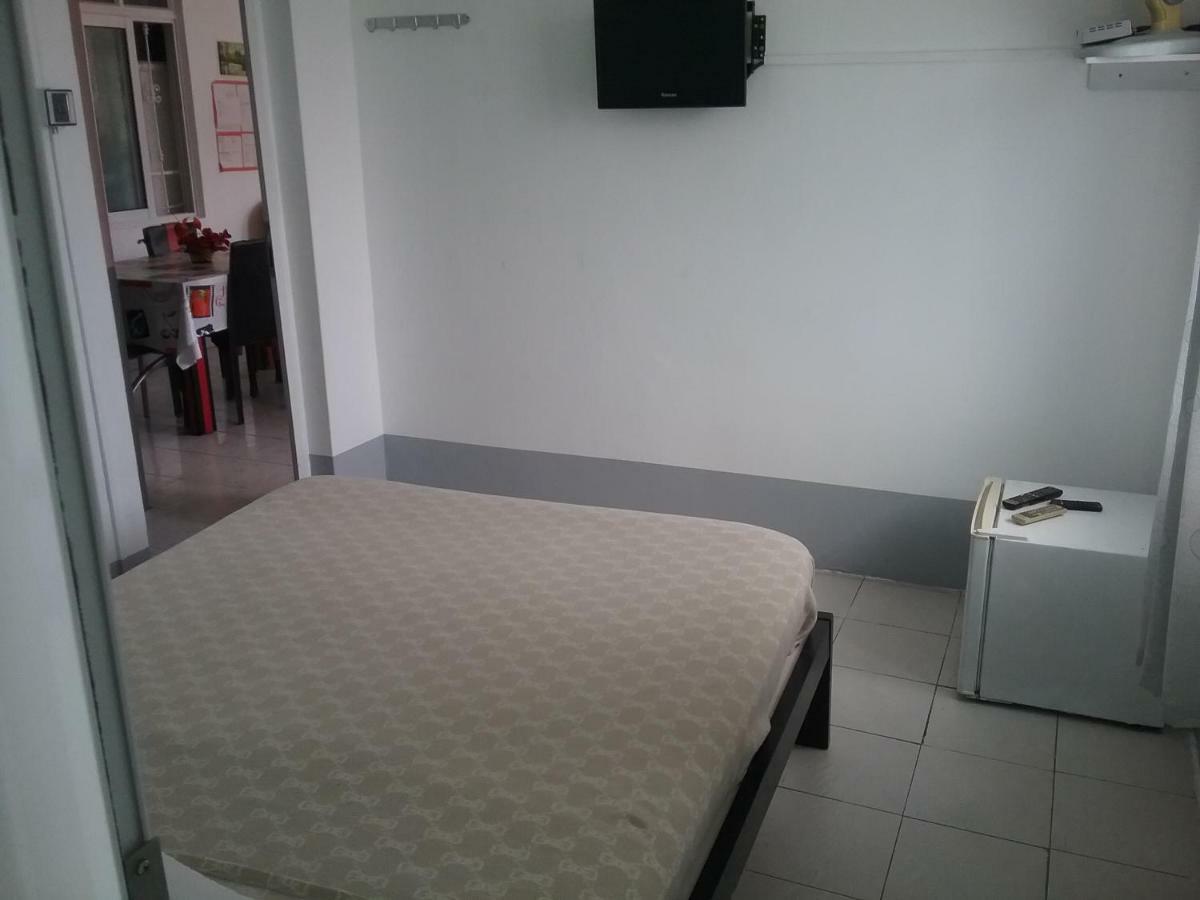 La Plaine Verte Guesthouse Порт Луи Екстериор снимка