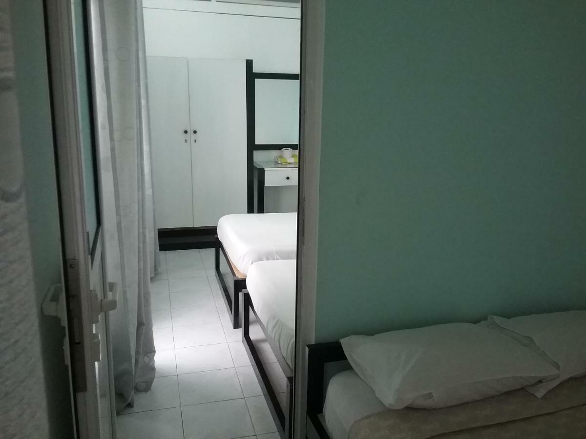 La Plaine Verte Guesthouse Порт Луи Екстериор снимка