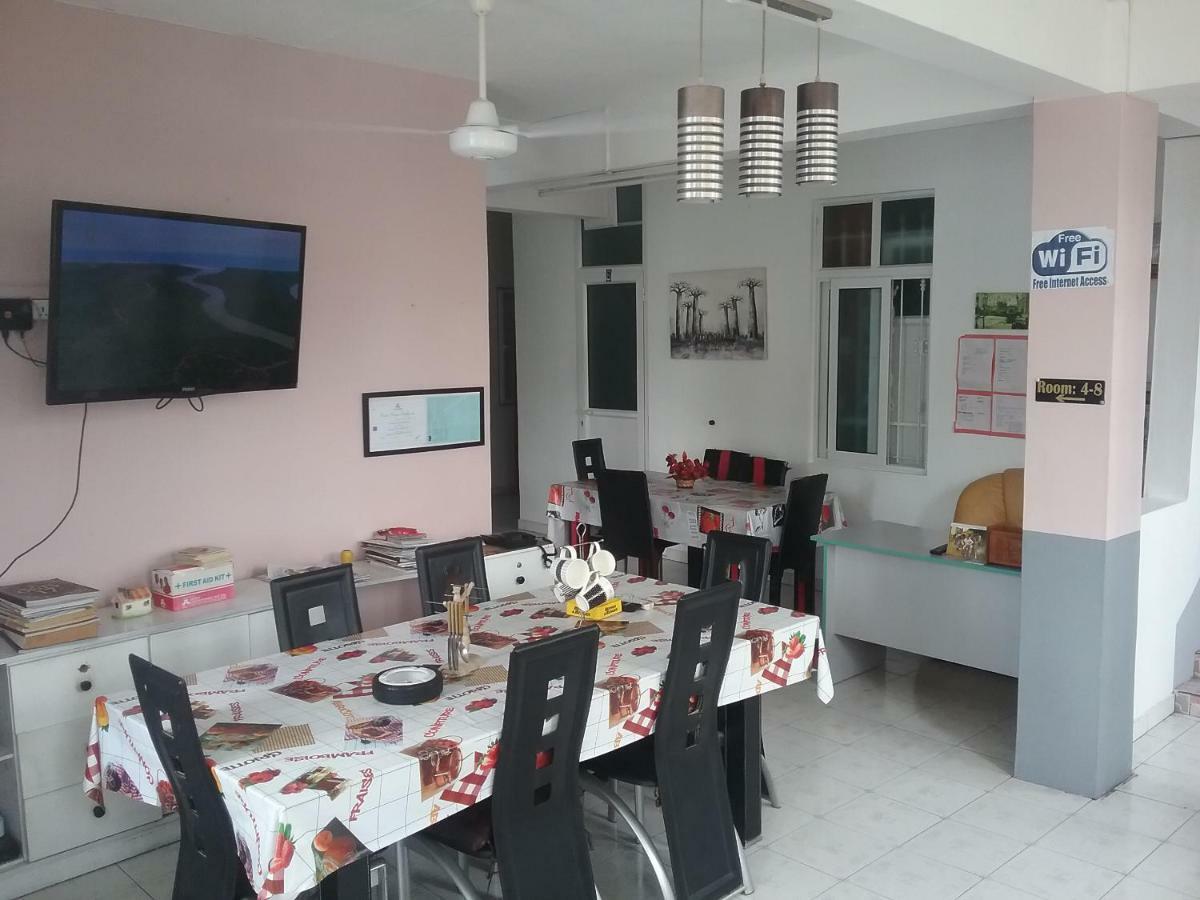 La Plaine Verte Guesthouse Порт Луи Екстериор снимка